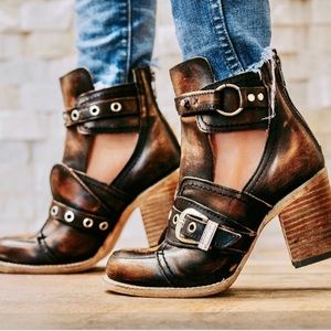 FREEBIRD by Steve Madden Sonoma in distressed black- discontinued